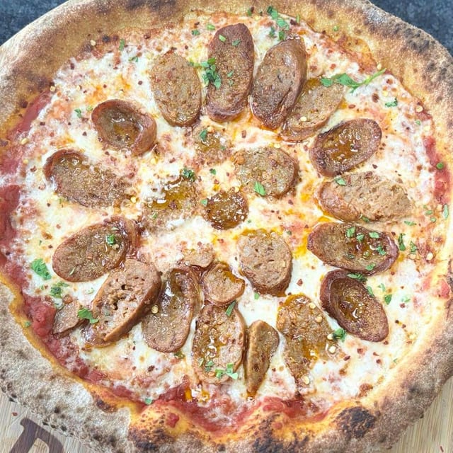 Fra Diavolo Pizza.