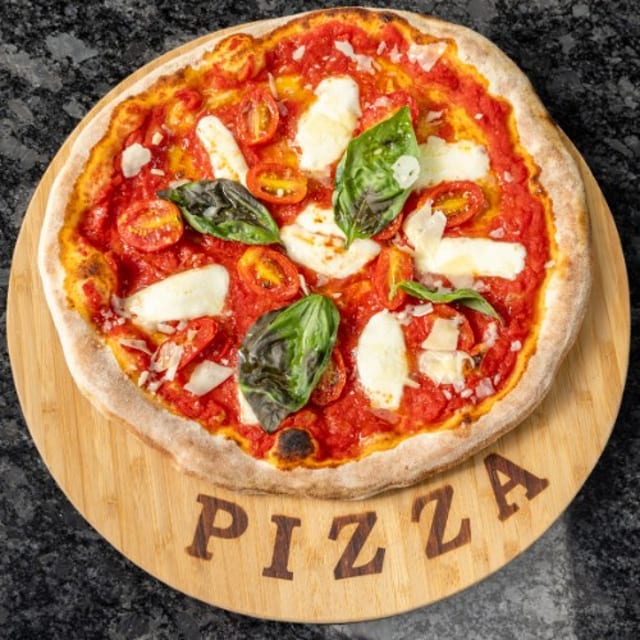 Margherita Pizza.
